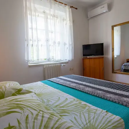 Vila Niko